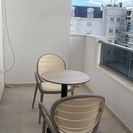 Luxury דירה *